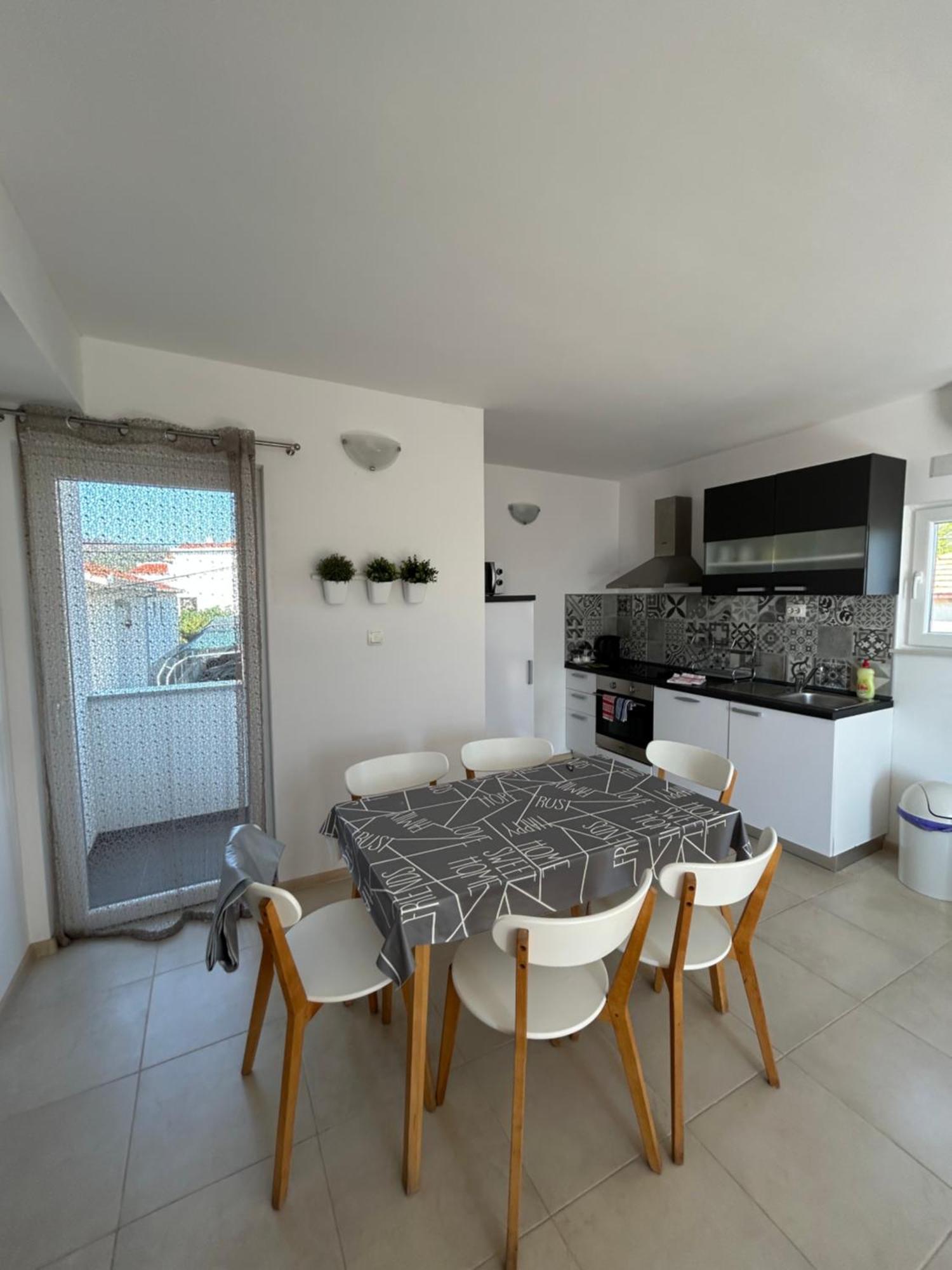 Apartmani Rita Slatine Exterior photo