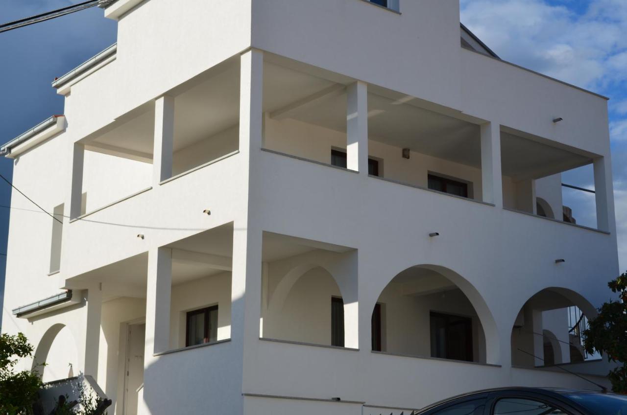 Apartmani Rita Slatine Exterior photo